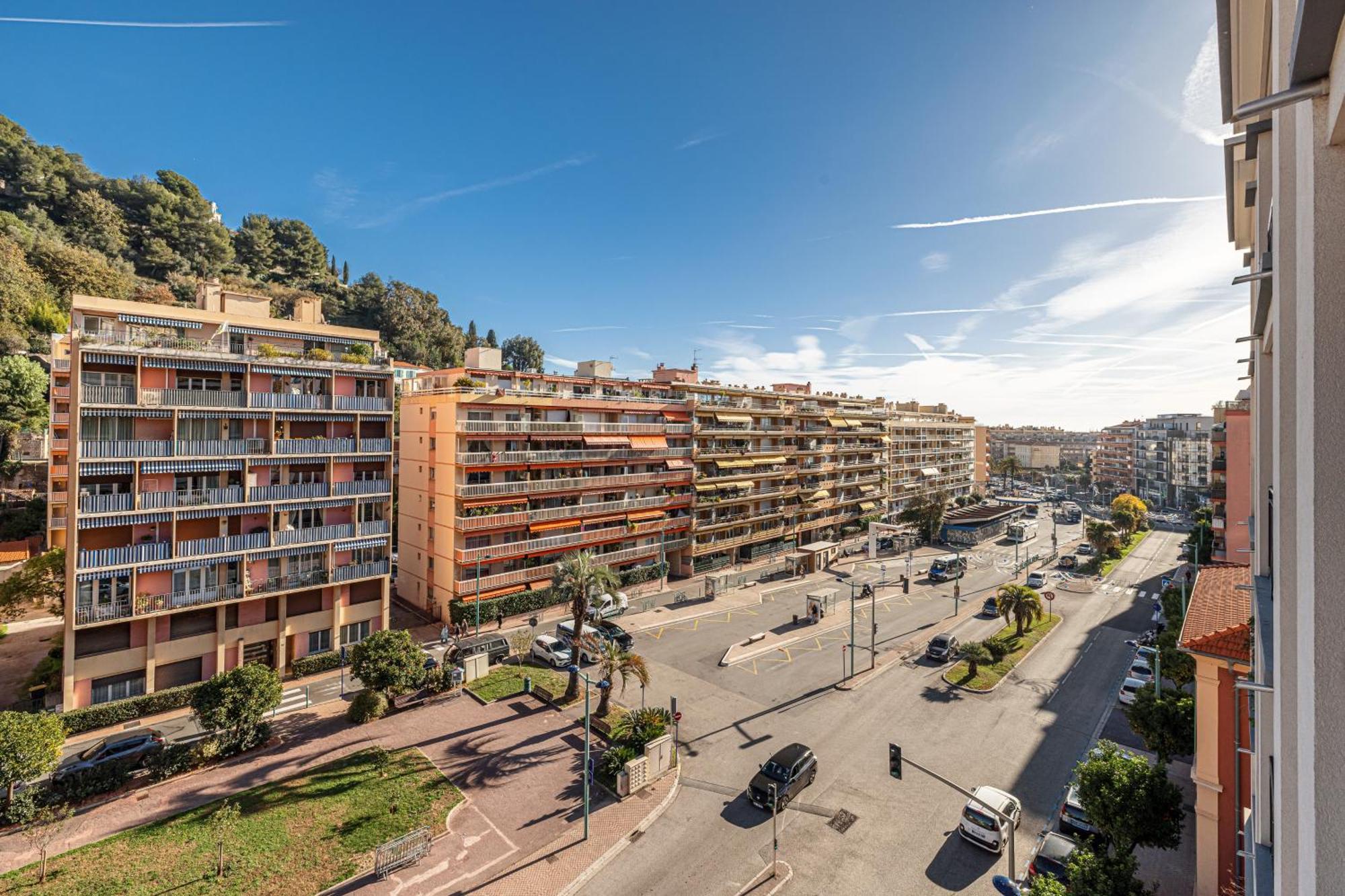 Intercontinental Superbe Appartement Avec Piscine Menton Eksteriør billede