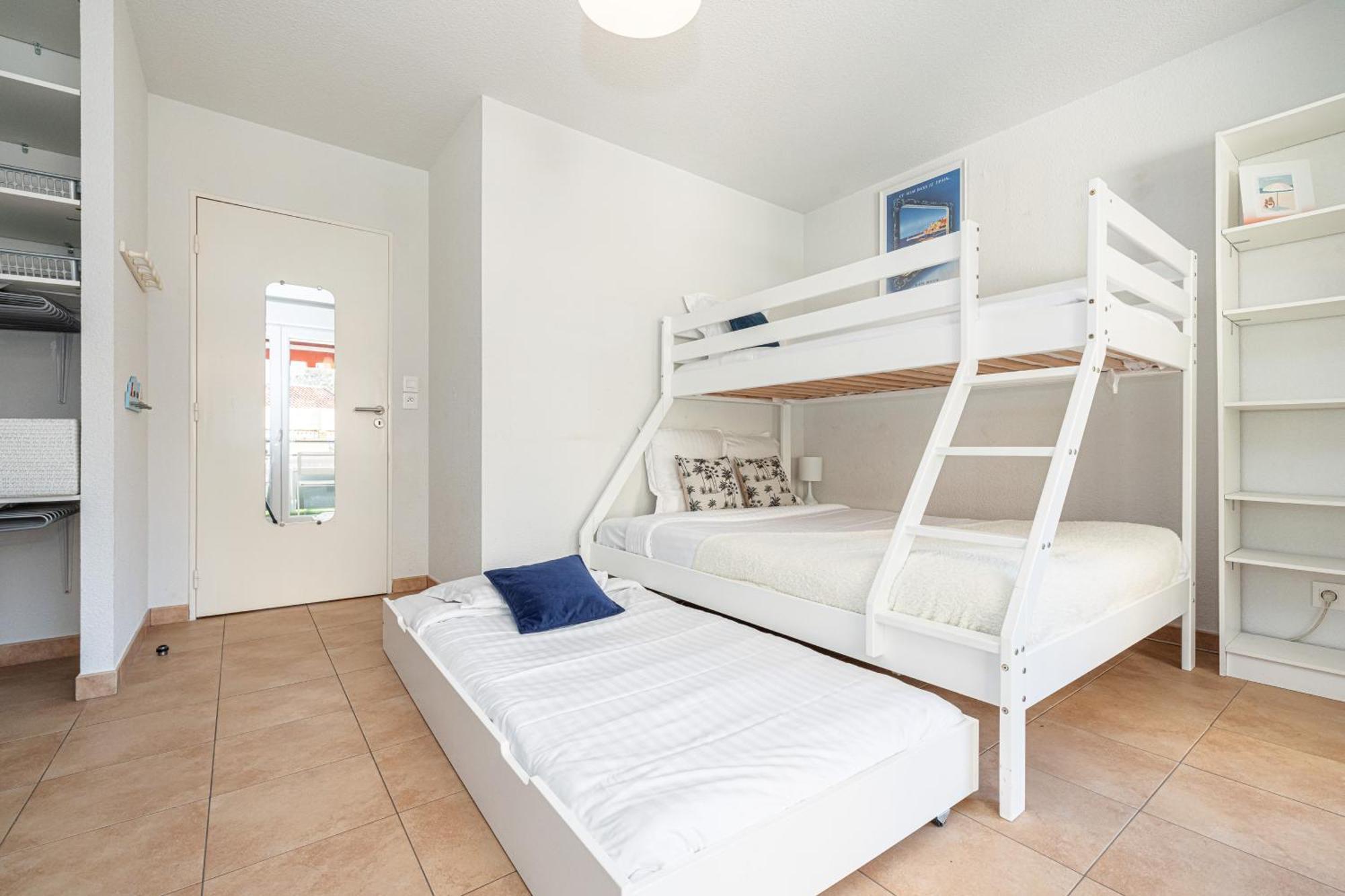 Intercontinental Superbe Appartement Avec Piscine Menton Eksteriør billede
