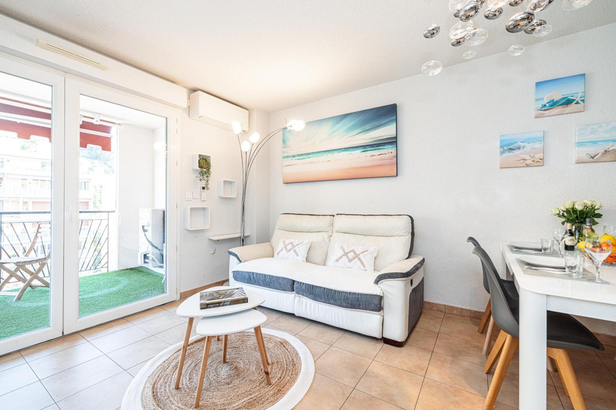 Intercontinental Superbe Appartement Avec Piscine Menton Eksteriør billede