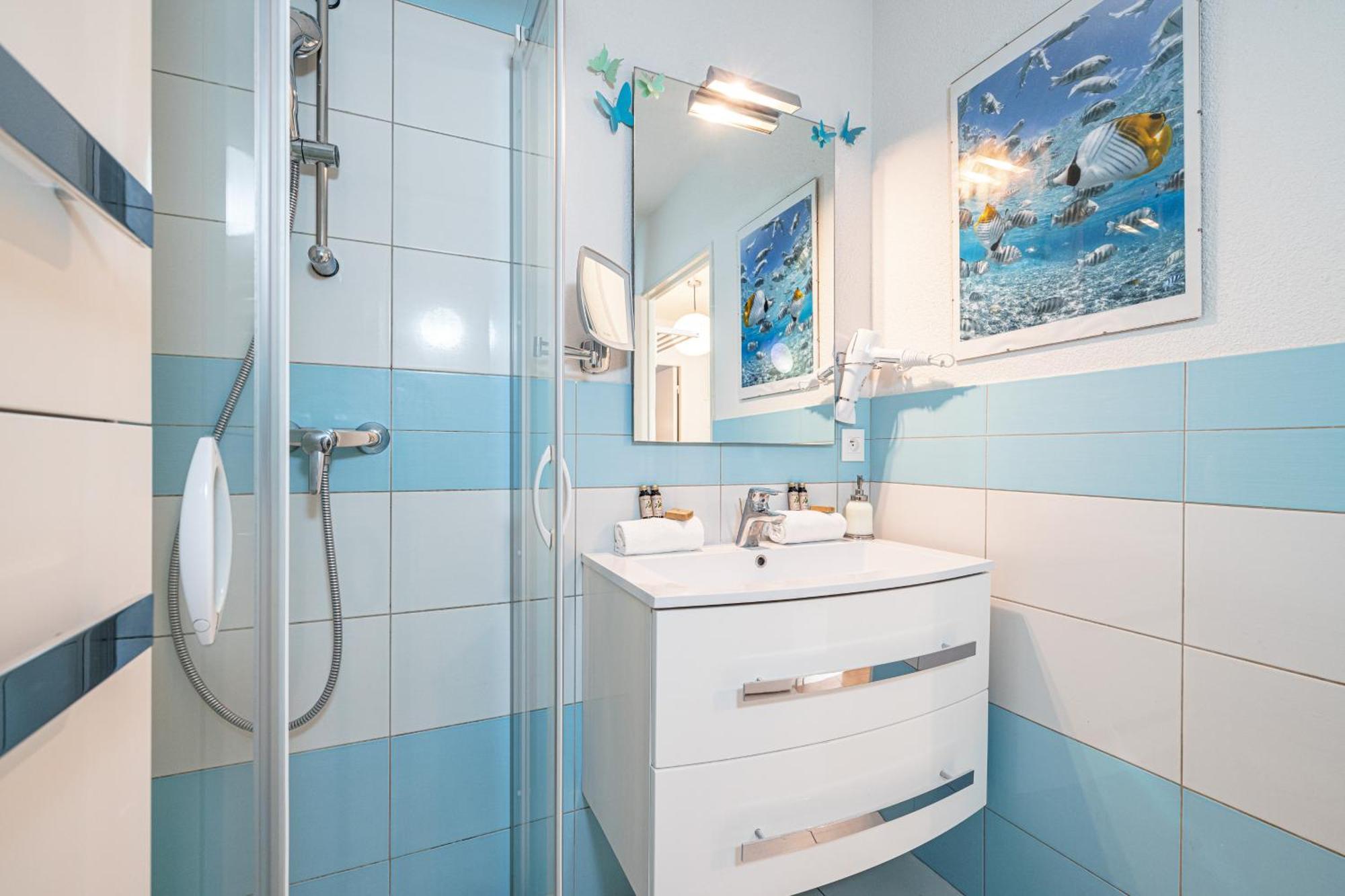 Intercontinental Superbe Appartement Avec Piscine Menton Eksteriør billede