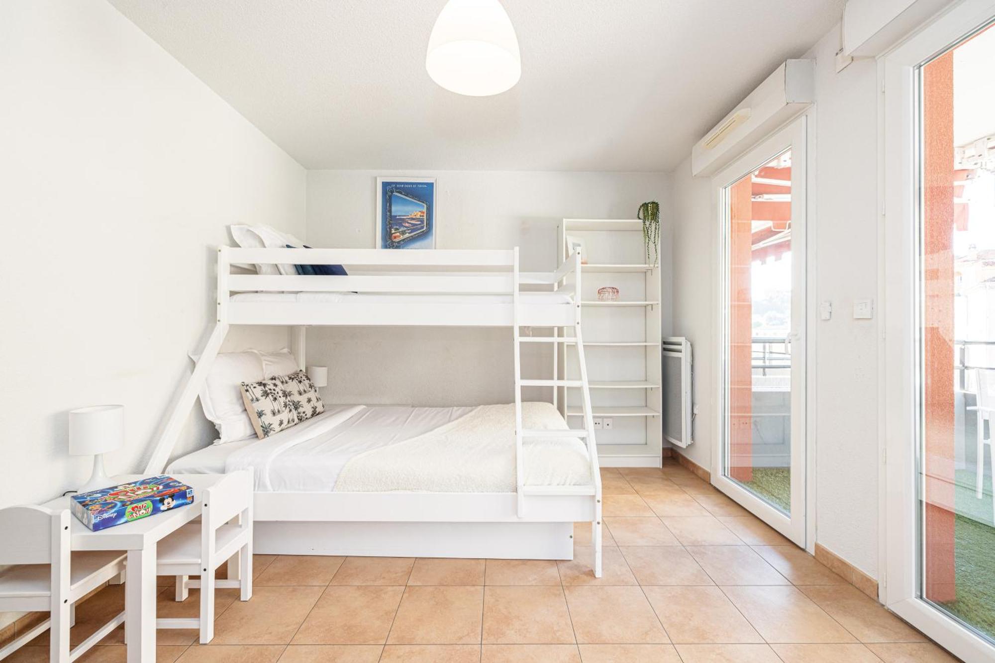 Intercontinental Superbe Appartement Avec Piscine Menton Eksteriør billede